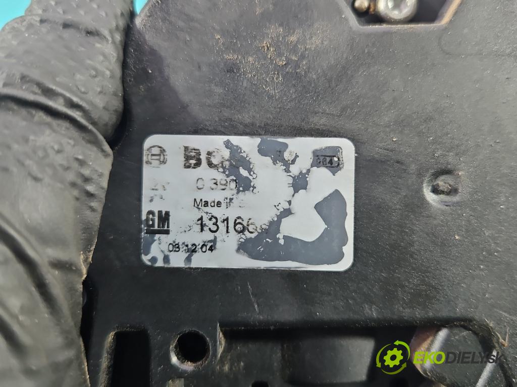Opel Vectra C 2002-2008 2.2 dti 125 HP manual 92 kW 2172 cm3 5- motor stieračov zadné