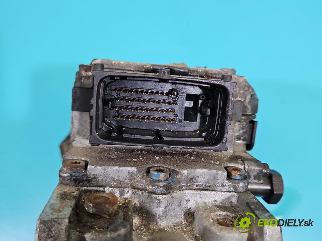 Opel Vectra C 2002-2008 2.2 dti 125 hp manual 92 kW 2172 cm3 5- čerpadlo vstřikovací 0470504214 (Vstřikovací čerpadlo)