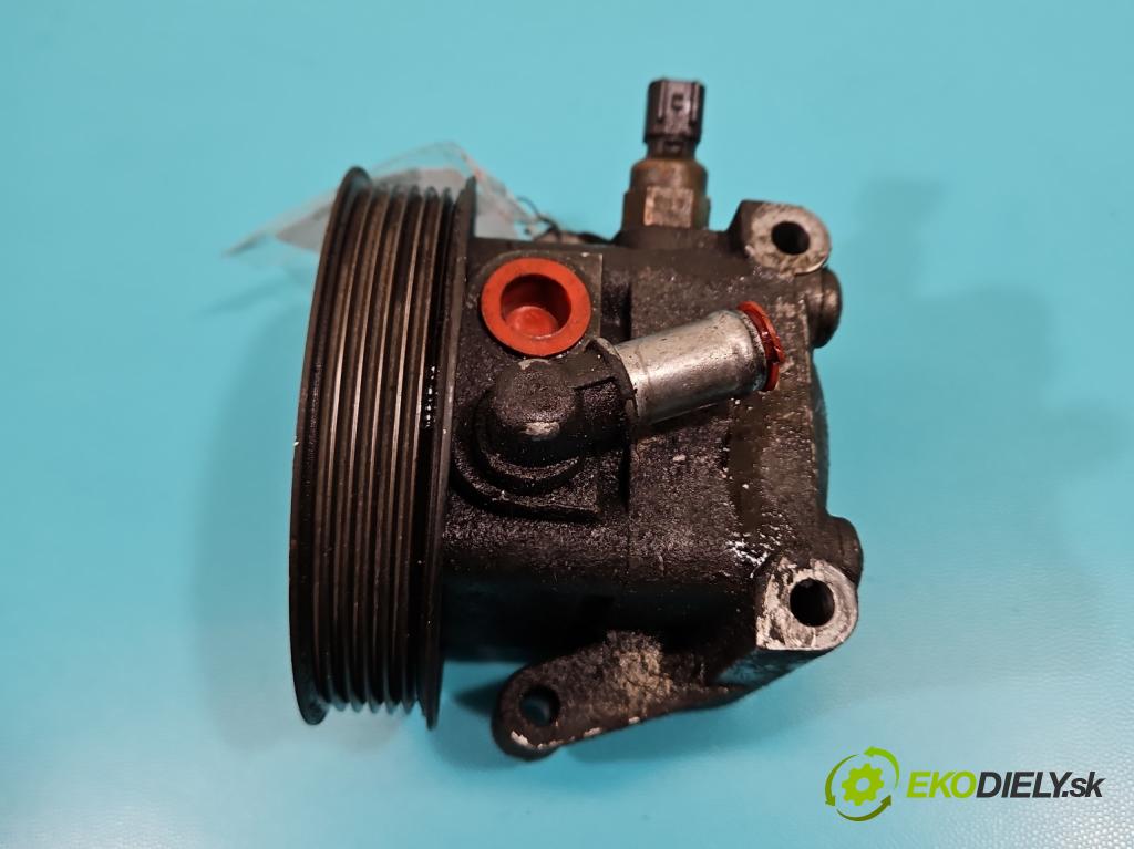 Ford Focus Mk2 2004-2011 1.6 16V 101 hp manual 74 kW 1596 cm3 5- čerpadlo posilovač  (Servočerpadlo)