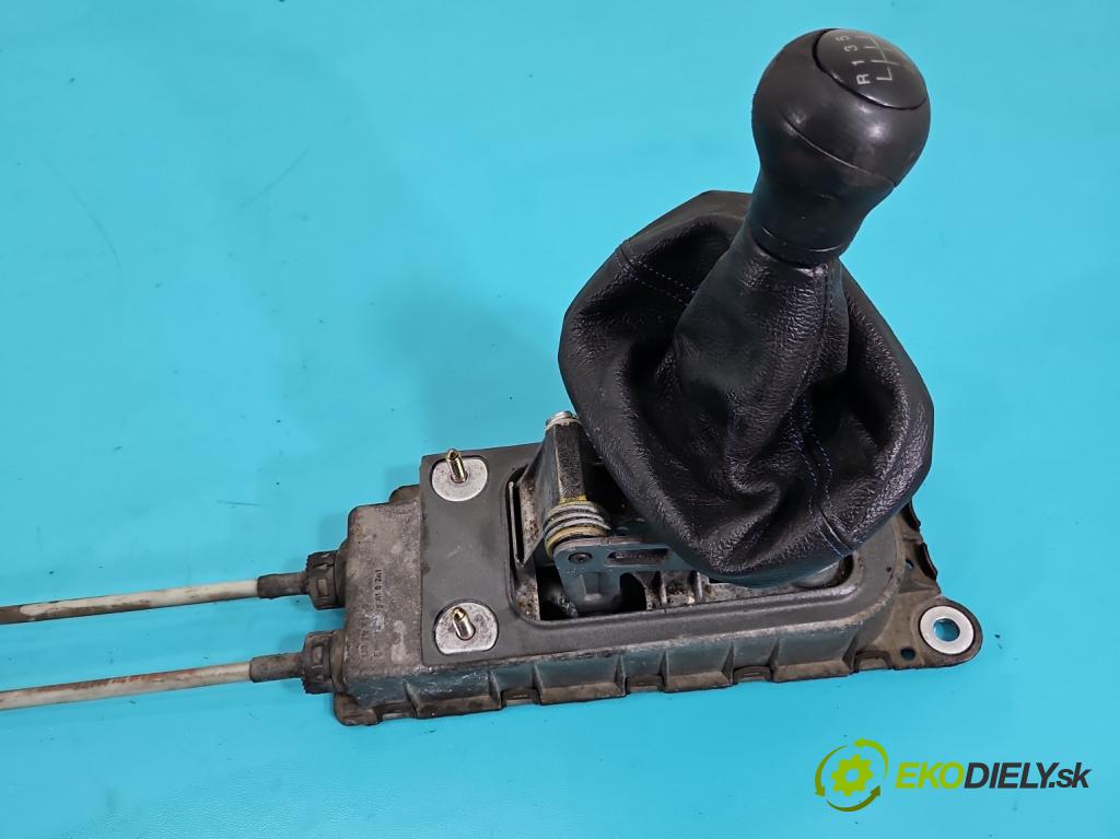 Seat Leon I 1999-2005 1.9 TDI 110 HP manual 81 kW 1896 cm3 5- Páka: Změny: stupeň,rýchlosť 1J0711061C (Rýchlostná páka (kulisa))