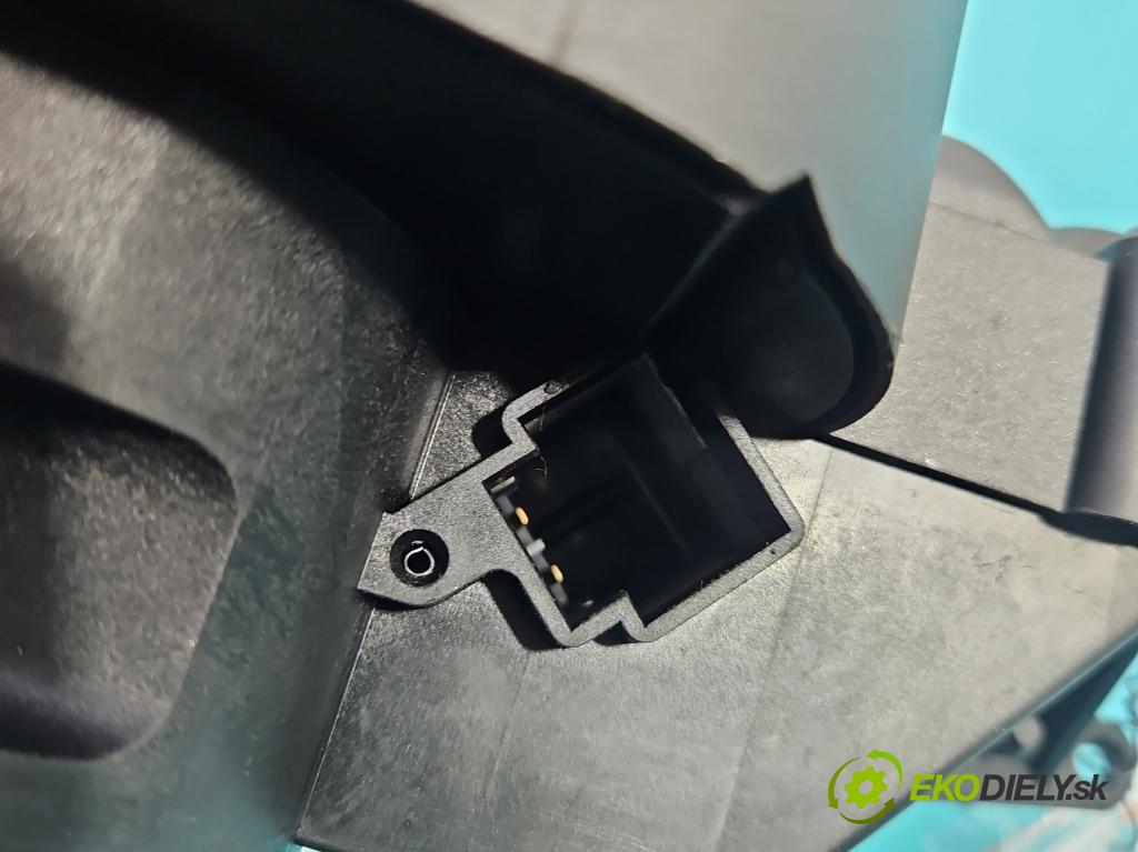 Opel Vectra C 2002-2008 2.2 dti 125 HP manual 92 kW 2172 cm3 5- Spínačka 13132473 (Spínacia skrinka)