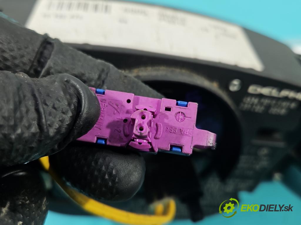 Opel Vectra C 2002-2008 2.2 dti 125 HP manual 92 kW 2172 cm3 5- Spínačka 13132473 (Spínacia skrinka)