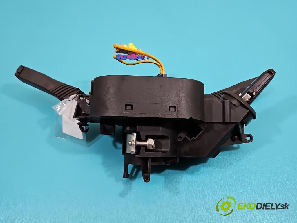 Opel Vectra C 2002-2008 1.9 cdti 150 HP manual 110 kW 1910 cm3 5- Spínačka 13204146 (Spínacia skrinka)