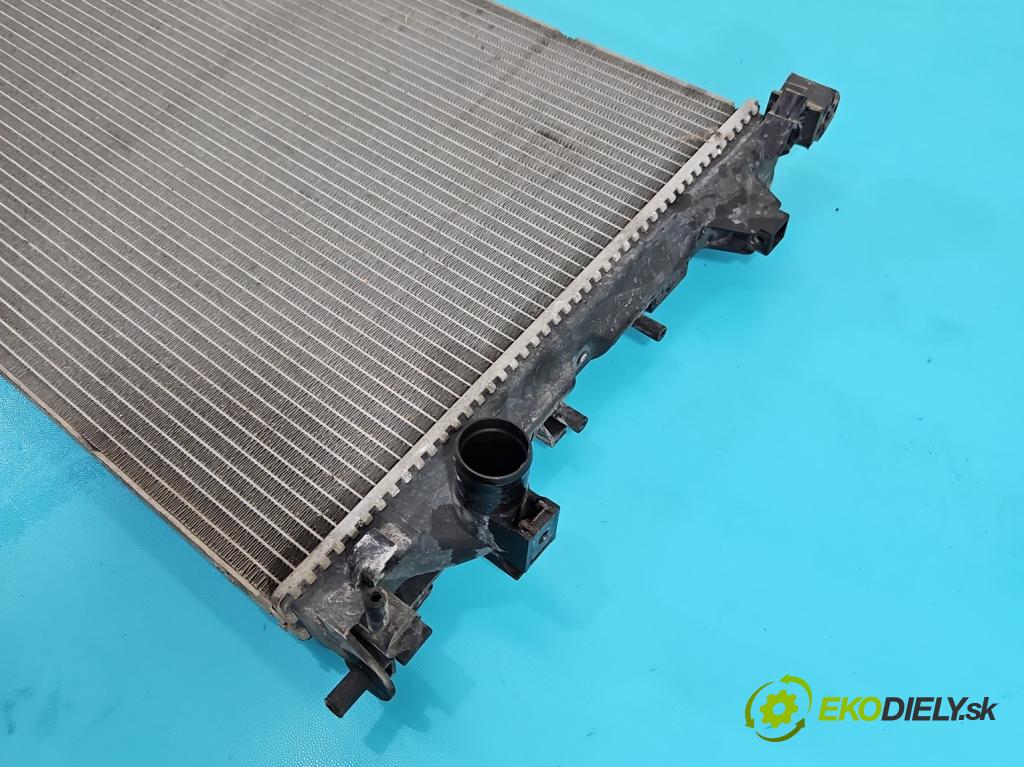 Opel Vectra C 2002-2008 1.9 cdti 150 hp manual 110 kW 1910 cm3 5- Chladič vody  (Vodní chladič)