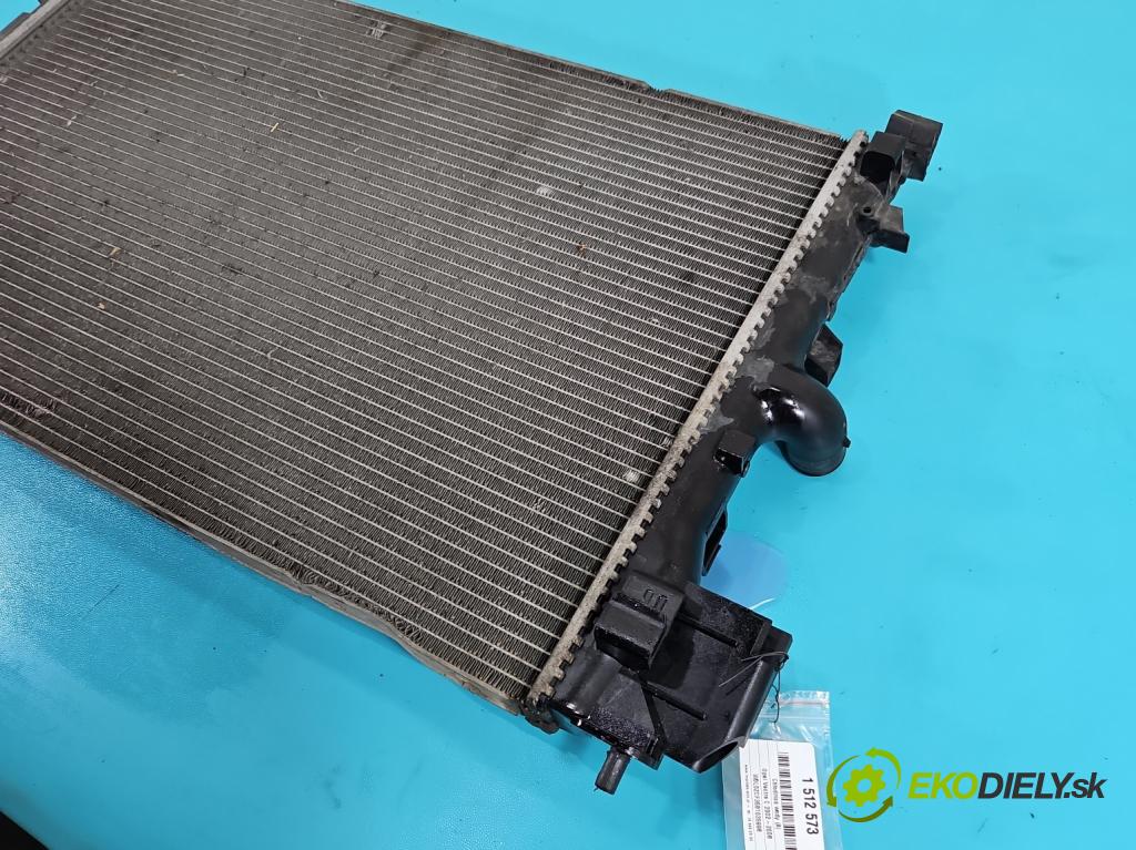 Opel Vectra C 2002-2008 1.9 cdti 150 hp manual 110 kW 1910 cm3 5- Chladič vody  (Vodní chladič)