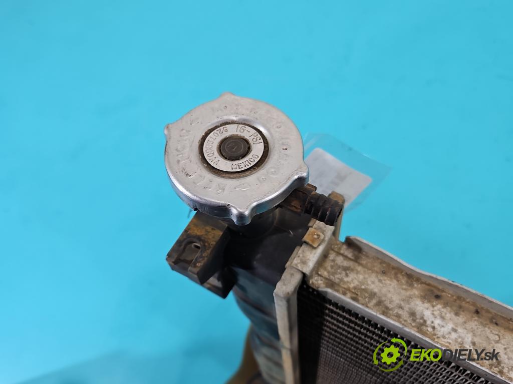 Chrysler Voyager IV 2000-2007 3.3 V6 174 hp manual 128 kW 3301 cm3 5- Chladič vody  (Vodní chladič)