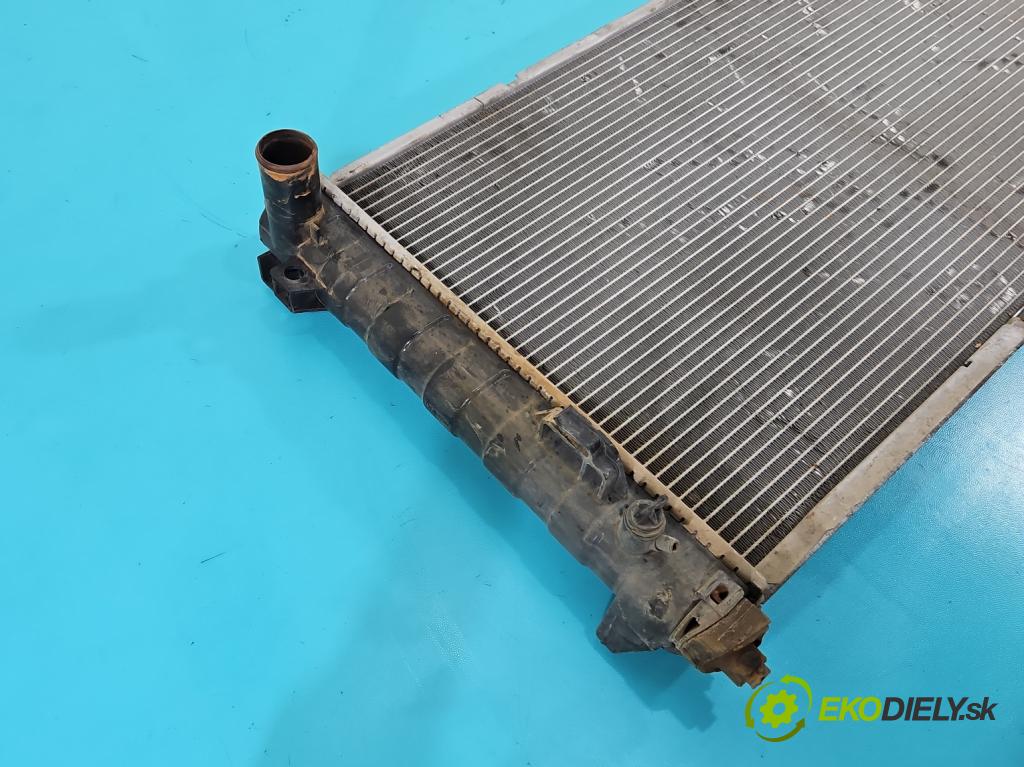 Chrysler Voyager IV 2000-2007 3.3 V6 174 hp manual 128 kW 3301 cm3 5- Chladič vody  (Vodní chladič)