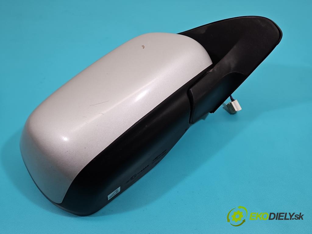 Suzuki Grand Vitara II 2005-2014 2.0 16V 140 hp manual 103 kW 1995 cm3 5- zpětné zrcátko pravé  (Klika dveří ostatní)