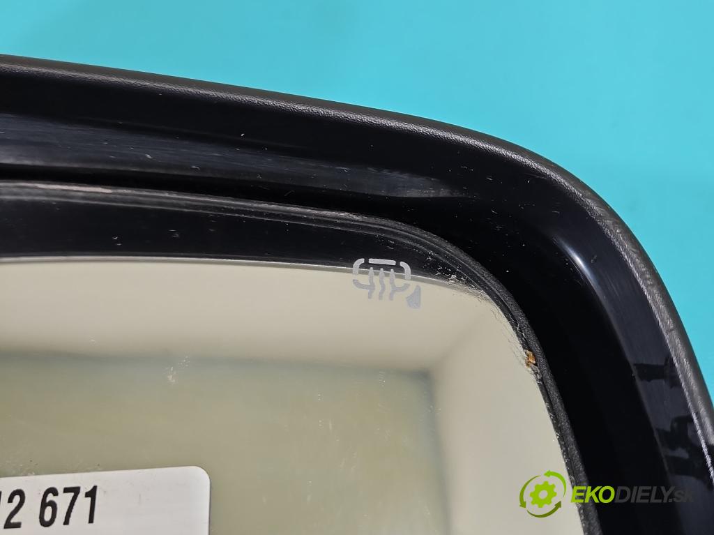 Suzuki Grand Vitara II 2005-2014 2.0 16V 140 hp manual 103 kW 1995 cm3 5- zpětné zrcátko pravé  (Klika dveří ostatní)