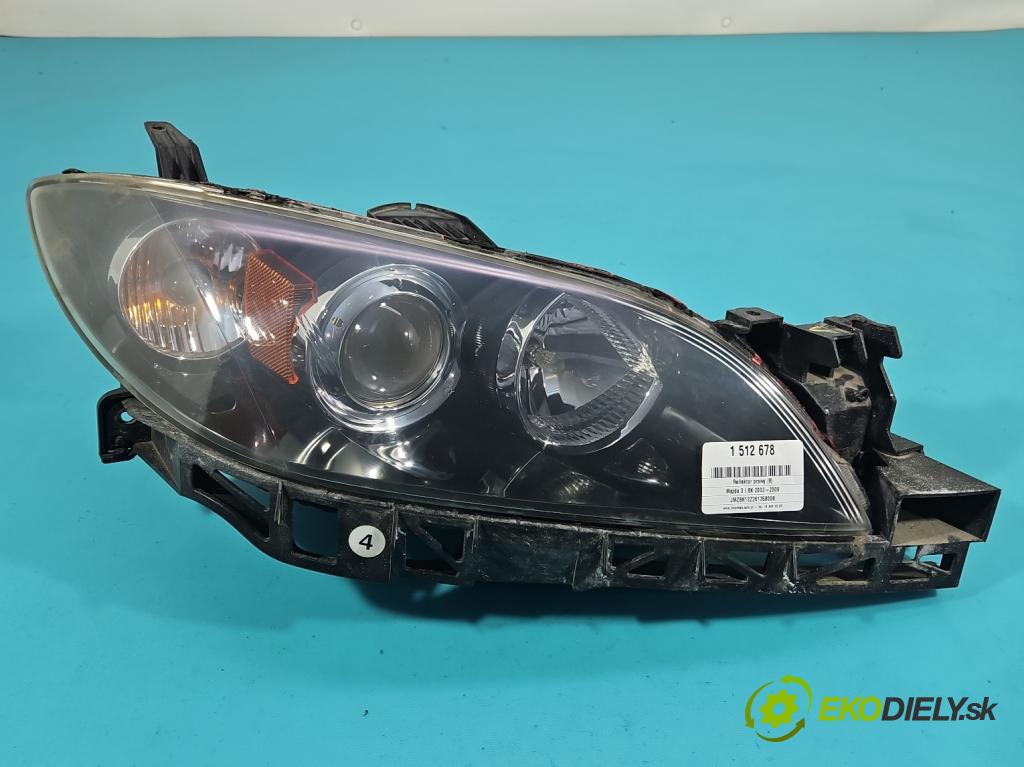 Mazda 3 I BK 2003-2009 1.6 16V (Z6): 105 HP manual 77 kW 1598 cm3 4- Reflektor: pravý  (Svetlo predné pravé)