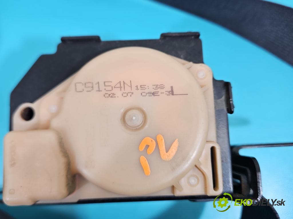 Suzuki Grand Vitara II 2005-2014 2.0 16V 140 HP manual 103 kW 1995 cm3 5- pas bezpečnosť: predné ľavý 84940-65J0