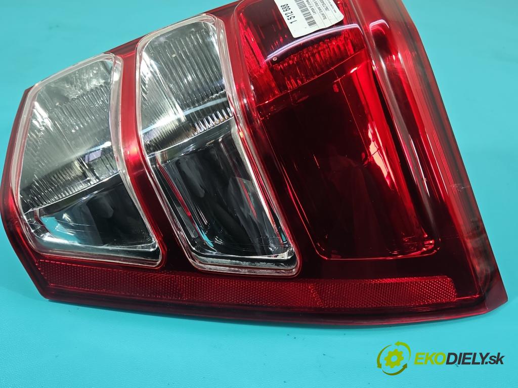 Suzuki Grand Vitara II 2005-2014 2.0 16V 140 hp manual 103 kW 1995 cm3 5- světlo zadní pravé 08-218-1944R (Klika dveří ostatní)