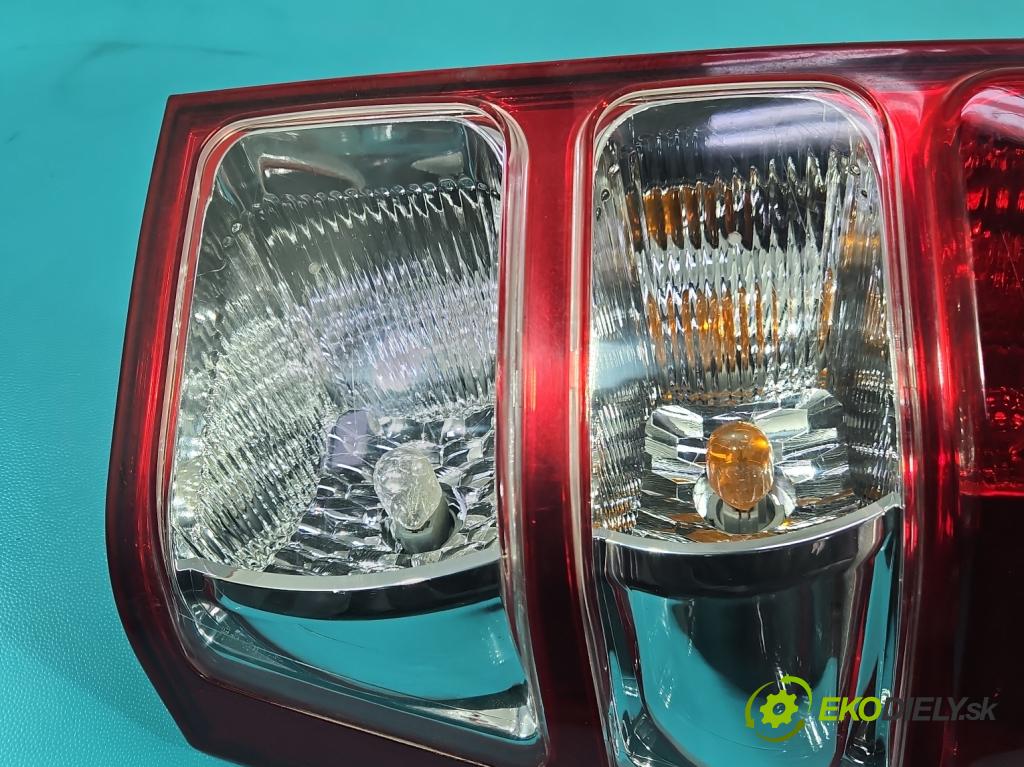 Suzuki Grand Vitara II 2005-2014 2.0 16V 140 hp manual 103 kW 1995 cm3 5- světlo zadní pravé 08-218-1944R (Klika dveří ostatní)