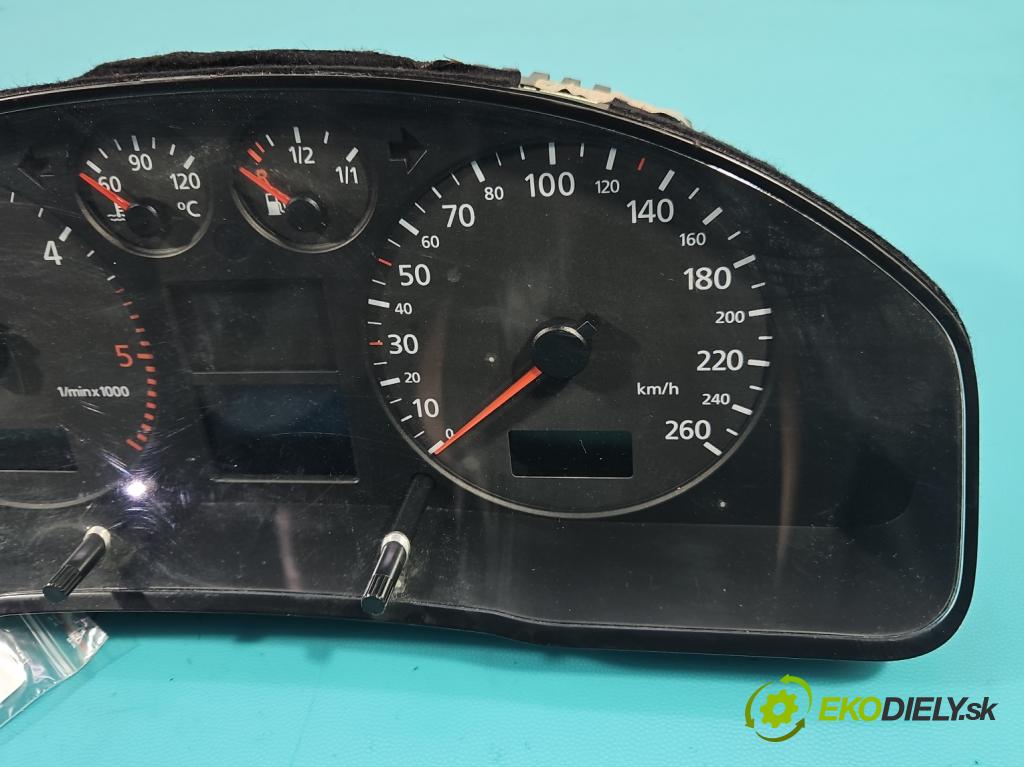 Audi A4 B5 1994-2001 1.9 tdi 90 HP manual 66 kW 1896 cm3 4- prístrojovka/ budíky 8D0920900 (Prístrojová doska)