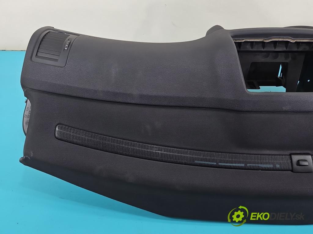 Skoda Octavia II 2004-2013 2.0 tdi 140 hp manual 103 kW 1968 cm3 5- kokpit,přistrojova deska