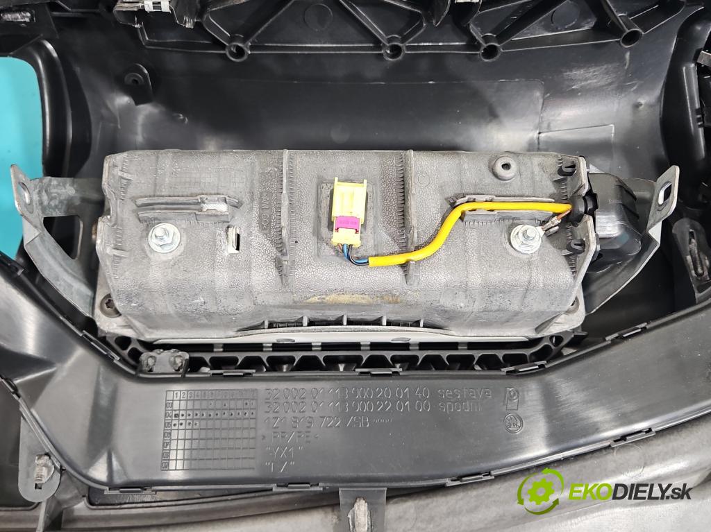 Skoda Octavia II 2004-2013 2.0 tdi 140 hp manual 103 kW 1968 cm3 5- kokpit,přistrojova deska