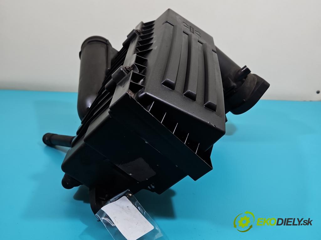 Skoda Octavia II 2004-2013 2.0 tdi 140 HP manual 103 kW 1968 cm3 5- obal filtra vzduchu 3C0129607AB (Obal vzduchového filtra)
