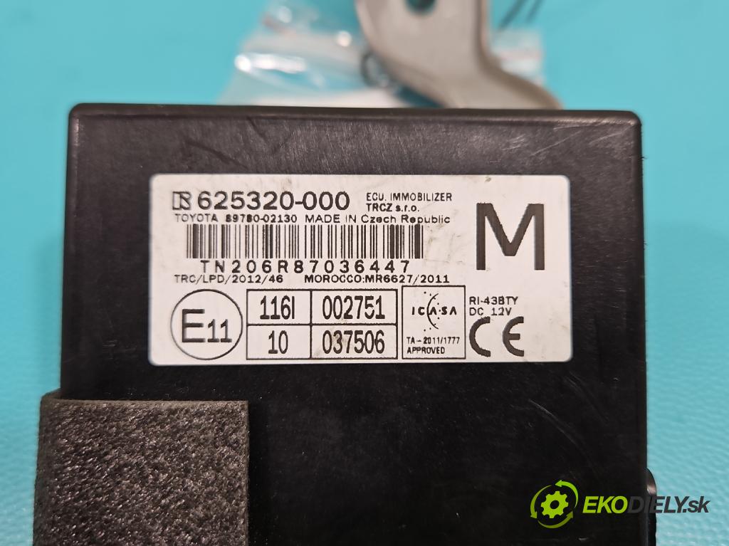 Toyota Auris II 2012-2018 1.6 16V 132  HP manual 97 kW 1598 cm3 5- riadiaca jednotka ostatné 625320-000