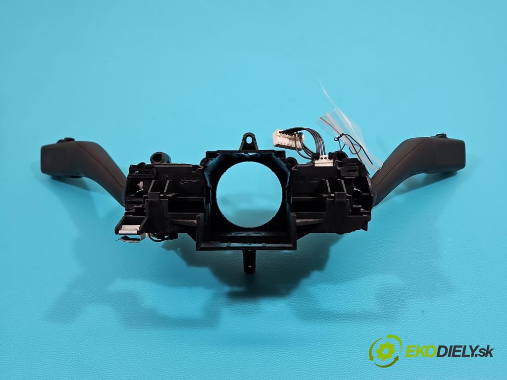 Skoda Yeti 2009-2017 1.2 TSI 105 HP manual 77 kW 1197 cm3 5- prepínač komplex: 5K0953502N (Prepínacie páčky pod volantom)