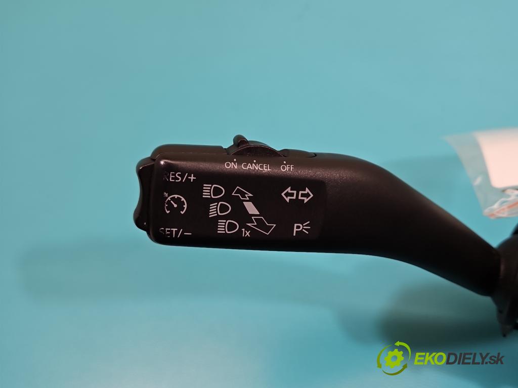 Skoda Yeti 2009-2017 1.2 TSI 105 HP manual 77 kW 1197 cm3 5- prepínač komplex: 5K0953502N (Prepínacie páčky pod volantom)