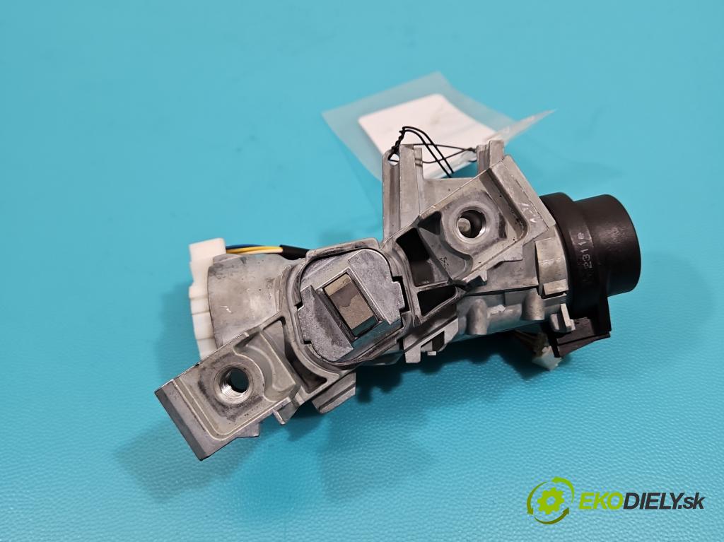 Skoda Yeti 2009-2017 1.2 TSI 105 HP manual 77 kW 1197 cm3 5- Spínačka 5K0905866 (Spínacia skrinka)