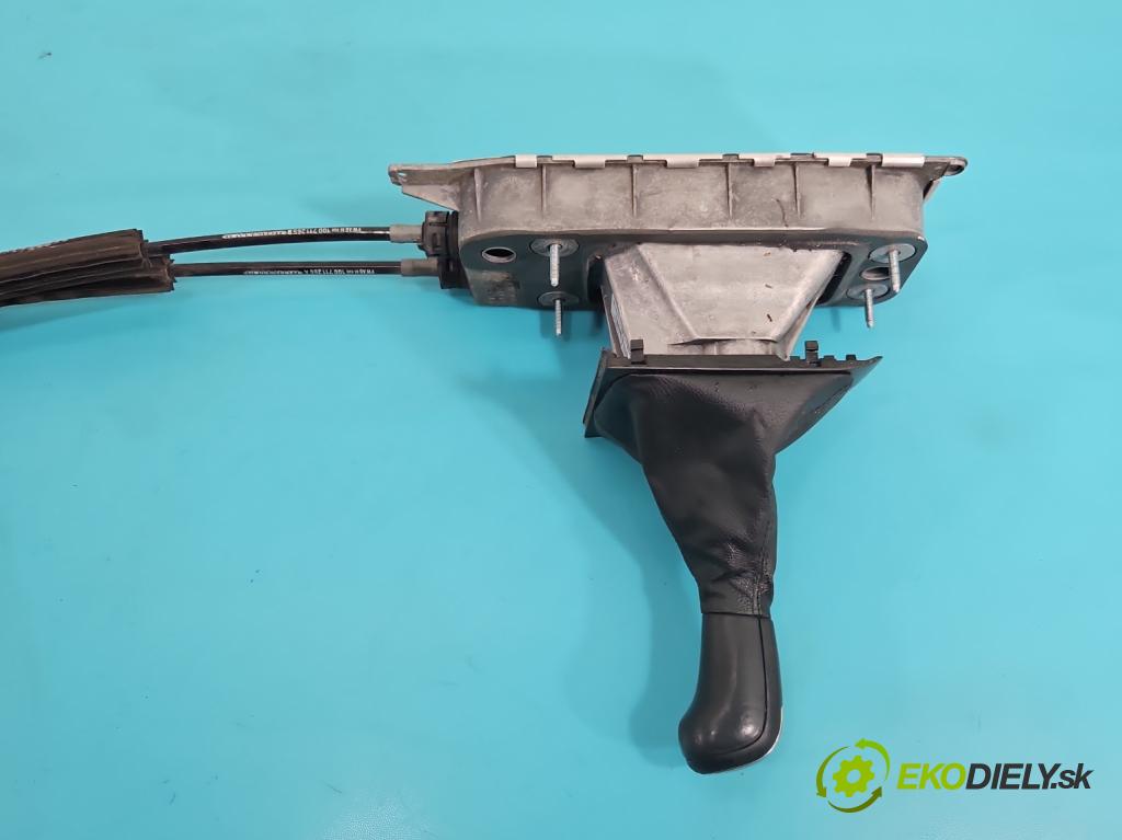 Skoda Yeti 2009-2017 1.2 TSI 105 HP manual 77 kW 1197 cm3 5- Páka: Změny: stupeň,rýchlosť 1Q0711049C (Rýchlostná páka (kulisa))