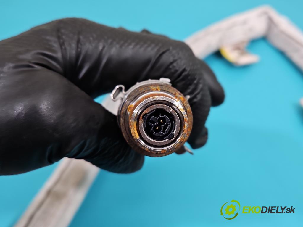 Skoda Yeti 2009-2017 1.2 TSI 105 HP manual 77 kW 1197 cm3 5- clona ľavé 5L6880741