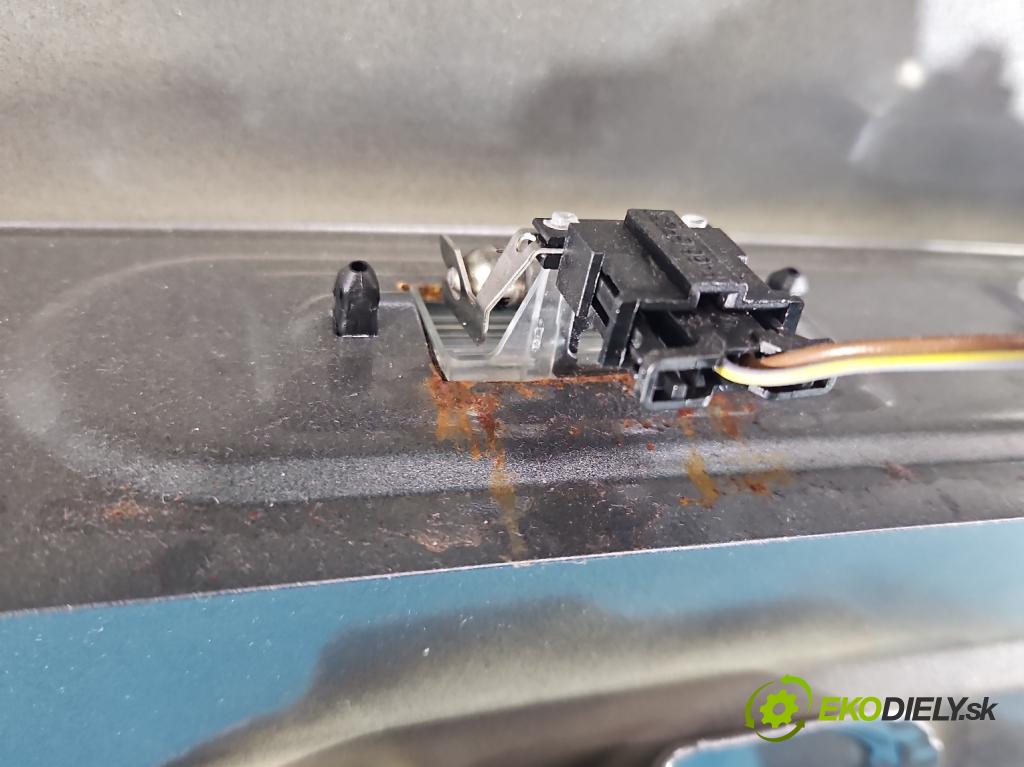 Skoda Yeti 2009-2017 1.2 TSI 105 hp manual 77 kW 1197 cm3 5- zadní kufrové dveře  (Zadní kapota (kufr))