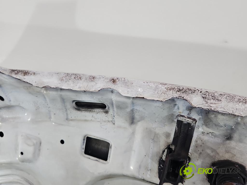 Opel Corsa B 1993-1999 1.0 12V 54 HP manual 40 kW 973 cm3 3- kapota predná