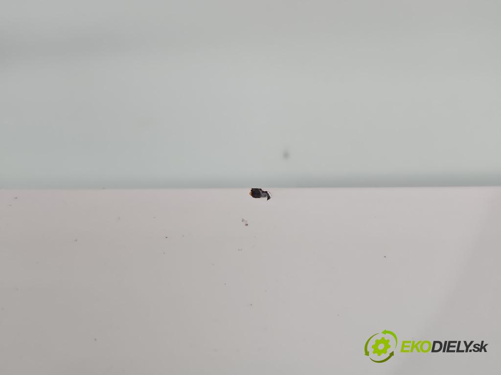 Seat Ibiza IV 6J 2008-2017 1.2 12V 69KM manual 51 kW 1198 cm3 5- zadní kufrové dveře  (Zadní kapota (kufr))