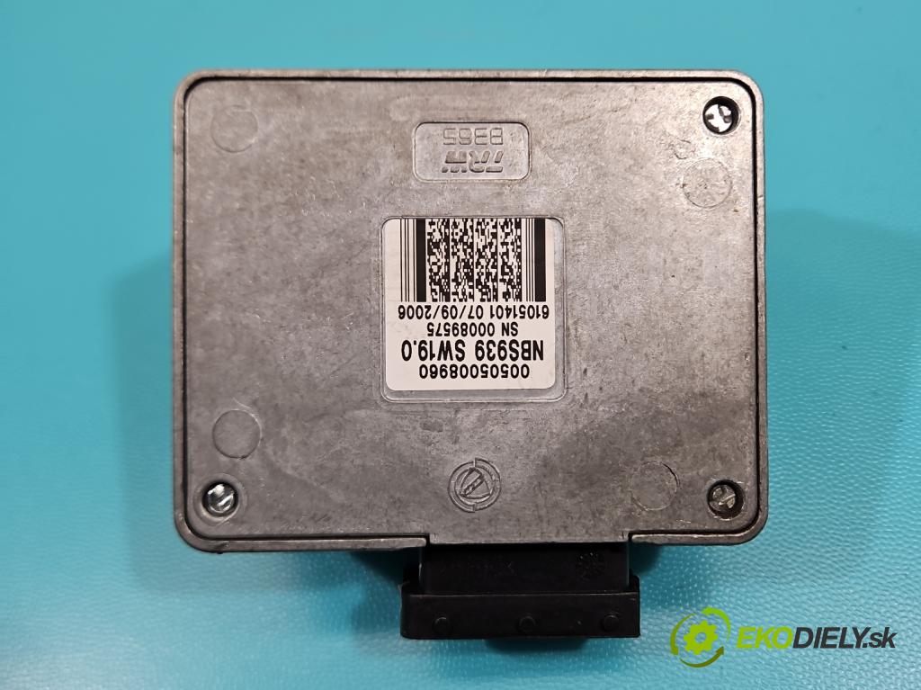 Alfa romeo 159 1.9 jtd 150 hp manual 110 kW 1910 cm3 4- Blokada: řízení: 00505008960 (Řízení ostatní)