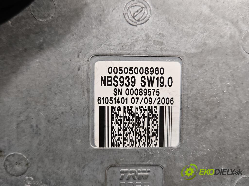 Alfa romeo 159 1.9 jtd 150 hp manual 110 kW 1910 cm3 4- Blokada: řízení: 00505008960 (Řízení ostatní)