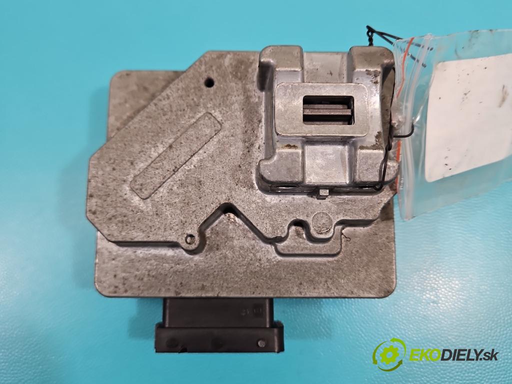 Alfa romeo 159 1.9 jtd 150 hp manual 110 kW 1910 cm3 4- Blokada: řízení: 00505008960 (Řízení ostatní)