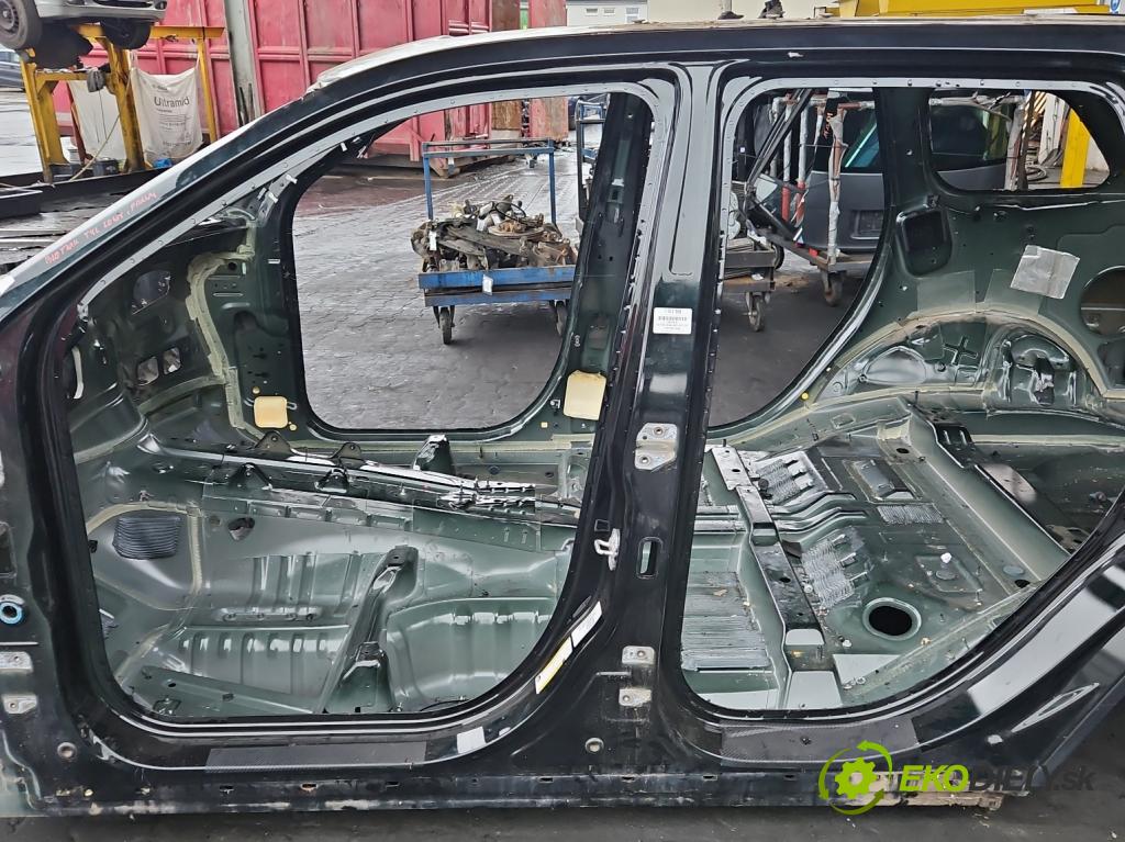 Jeep Grand Cherokee WK2 IV 2010-2021 3.0 CRD 250 hp automatic 184 kW 2987 cm3 5- práh levý  (Karoserie ostatní)