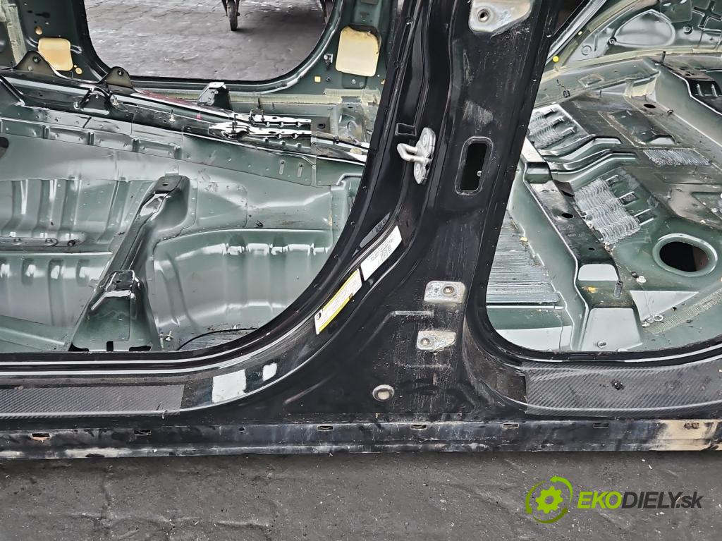 Jeep Grand Cherokee WK2 IV 2010-2021 3.0 CRD 250 hp automatic 184 kW 2987 cm3 5- práh levý  (Karoserie ostatní)