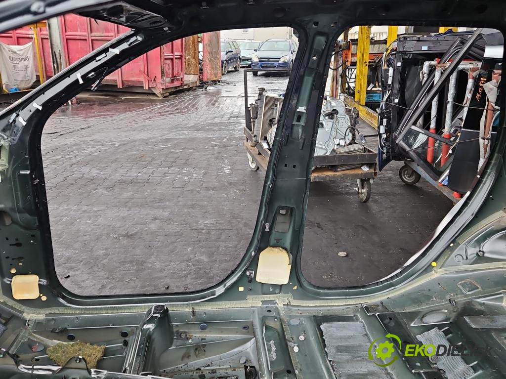 Jeep Grand Cherokee WK2 IV 2010-2021 3.0 CRD 250 hp automatic 184 kW 2987 cm3 5- práh pravý  (Karoserie ostatní)