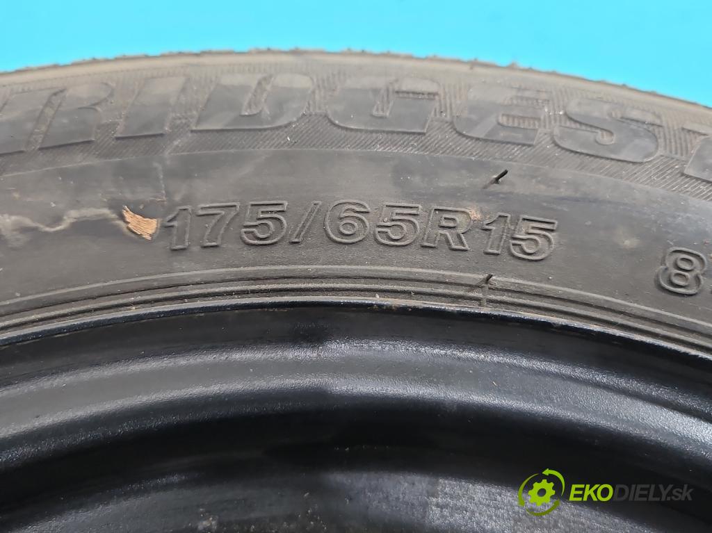 Fiat Punto Grande 1.2 8V 65 HP manual 48 kW 1242 cm3 3- koleso rezervne 15"