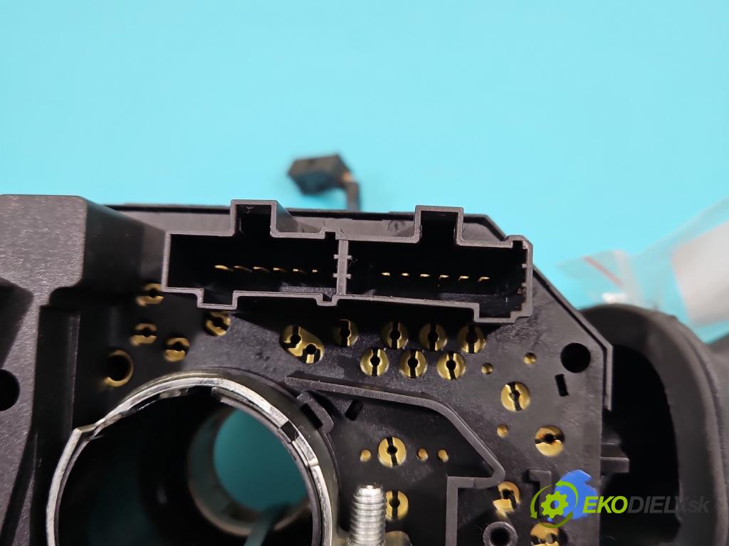 Fiat Bravo II 2007-2014 1.9 jtd 150 HP manual 110 kW 1910 cm3 5- prepínač komplex: 07354410080 (Prepínacie páčky pod volantom)