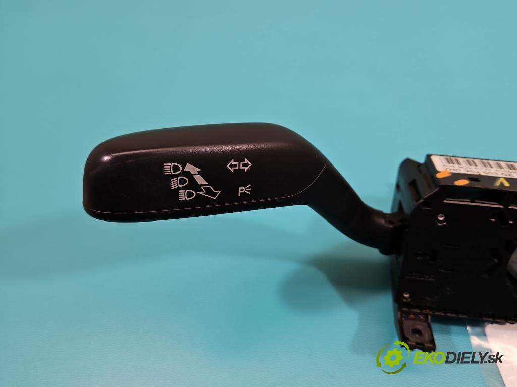 Seat Ibiza IV 6J 2008-2017 1.2 12V 69KM manual 51 kW 1198 cm3 5- prepínač komplex: 7H0953503GB (Prepínacie páčky pod volantom)