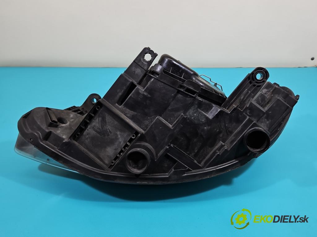 Seat Ibiza IV 6J 2008-2017 1.2 12V 69KM manual 51 kW 1198 cm3 5- Reflektor: pravý 6J1941022C (Svetlo predné pravé)