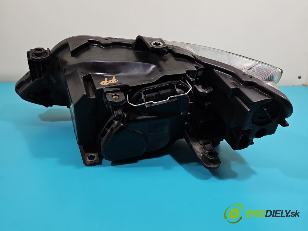 Seat Ibiza IV 6J 2008-2017 1.2 12V 69KM manual 51 kW 1198 cm3 5- Reflektor: pravý 6J1941022C (Svetlo predné pravé)