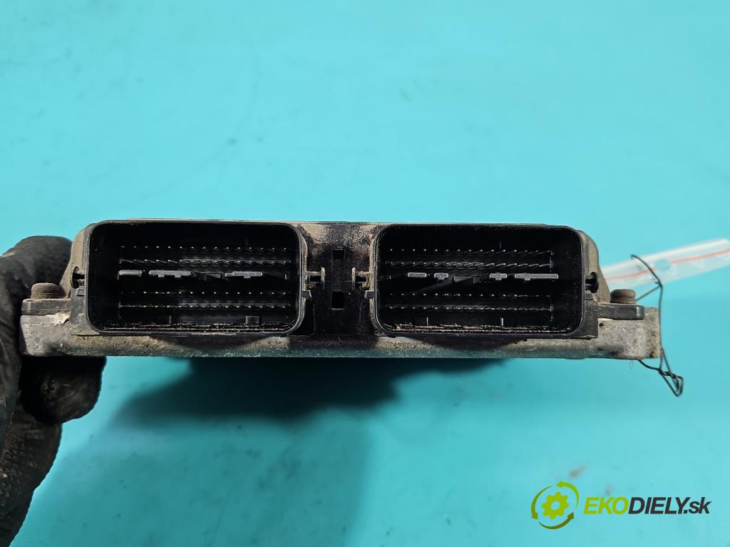 Suzuki Grand Vitara II 2005-2014 2.0 16V 140 hp manual 103 kW 1995 cm3 5- řídící jednotka motoru 33920-65J0