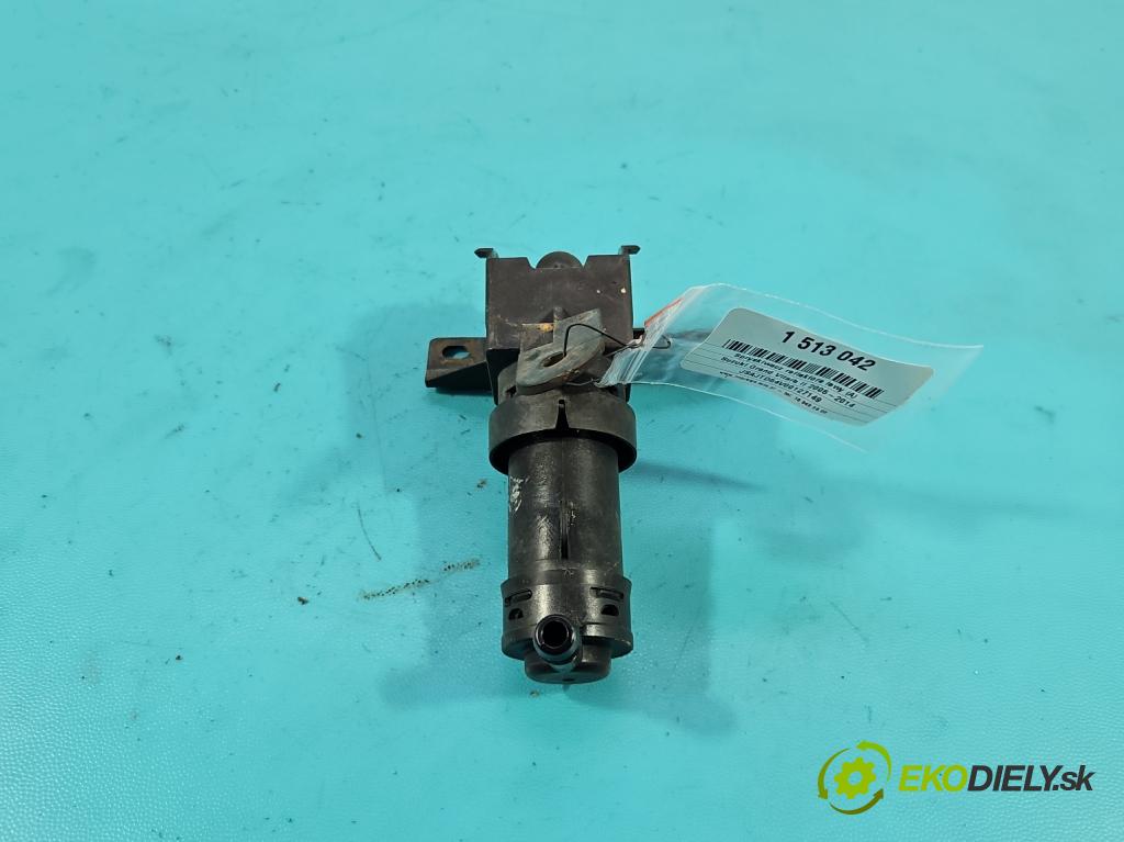 Suzuki Grand Vitara II 2005-2014 2.0 16V 140 HP manual 103 kW 1995 cm3 5- ostrekovač reflektor: ľavý  (Motorček ostrekovačov)