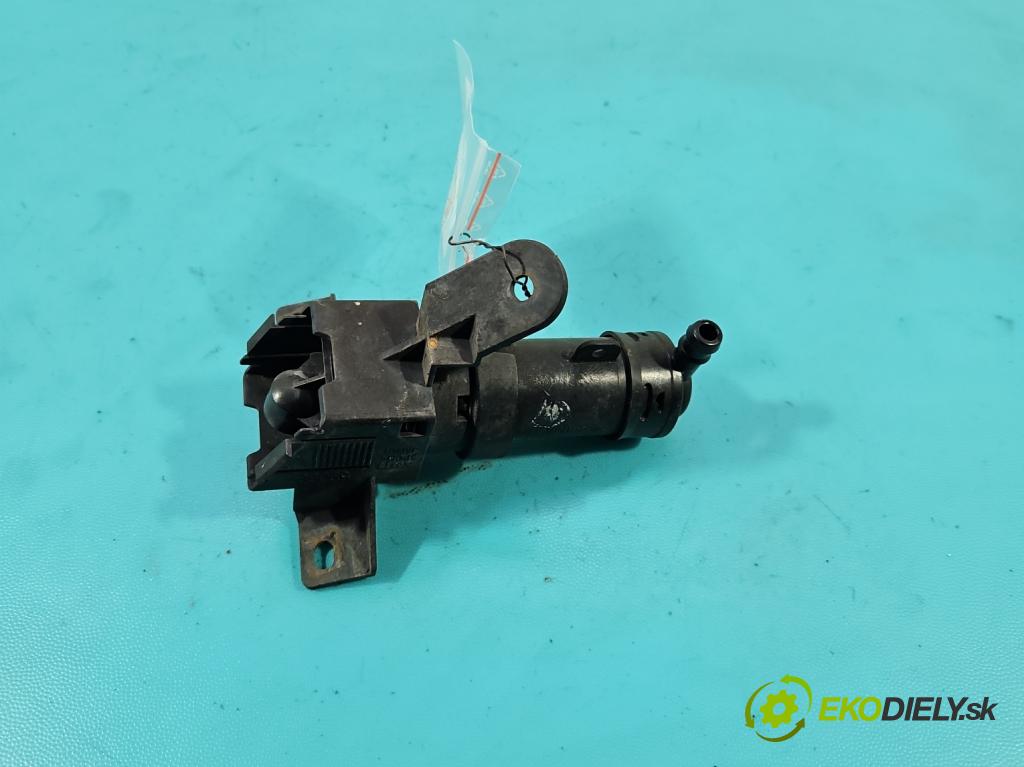 Suzuki Grand Vitara II 2005-2014 2.0 16V 140 HP manual 103 kW 1995 cm3 5- ostrekovač reflektor: ľavý  (Motorček ostrekovačov)