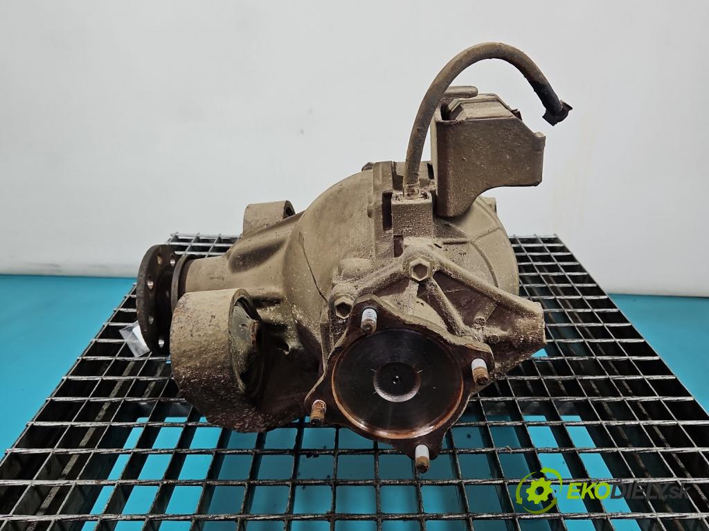 Suzuki Grand Vitara II 2005-2014 2.0 16V 140 HP manual 103 kW 1995 cm3 5- Most: zadní: TL43