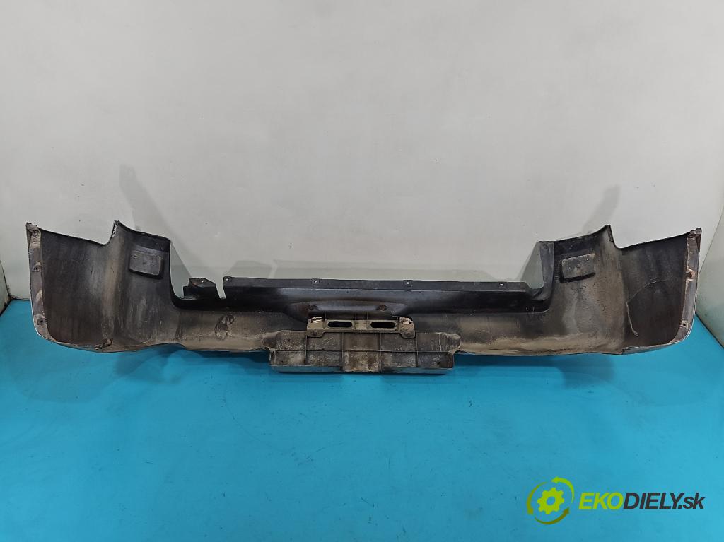 Suzuki Grand Vitara II 2005-2014 2.0 16V 140 HP manual 103 kW 1995 cm3 5- nárazník zadné  (Kľučka dverí ostatné)