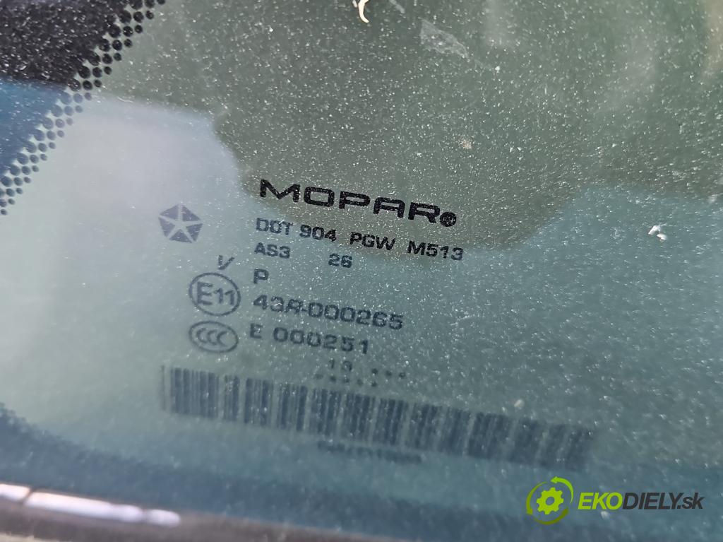 Jeep Grand Cherokee WK2 IV 2010-2021 3.0 CRD 250 hp automatic 184 kW 2987 cm3 5- sklo zadní pravé