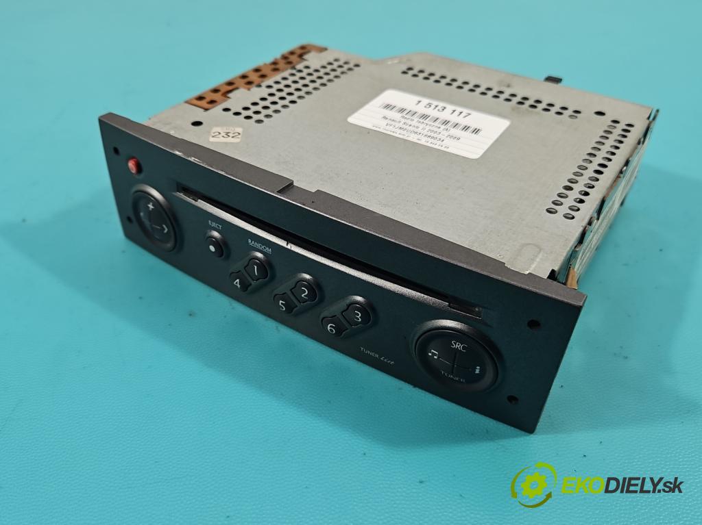 Renault Scenic II 2003-2009 2.0 16V 133 HP manual 98 kW 1998 cm3 5- Radio originál 8200300859B