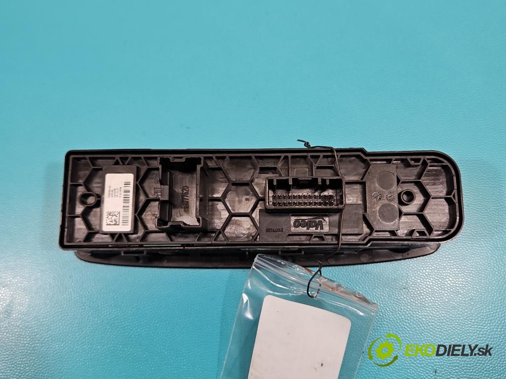 Renault Megane IV 2016-2024 1.3 Tce 140 hp manual 103 kW 1332 cm3 4- Přepínač oken zpětných zrcátek E32452-03
