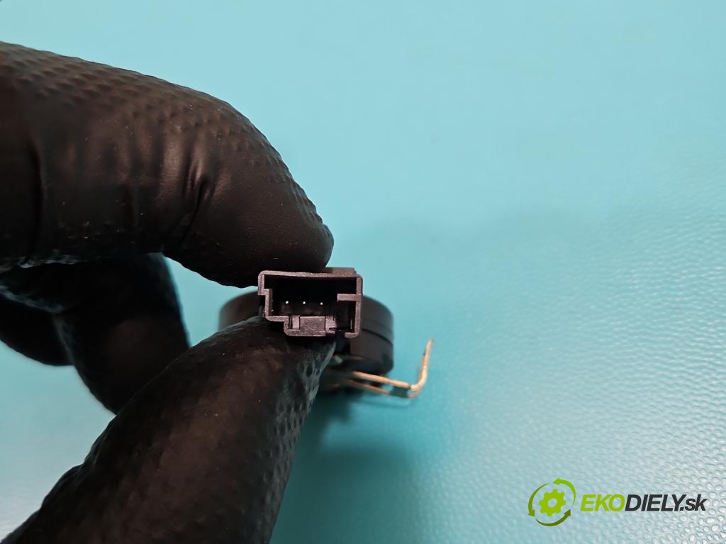 Opel Astra VI 2022- 1.5 cdti 131 HP manual 96 kW 1499 cm3 5- snímač déšť: 9849470380 (Snímač dažďa)